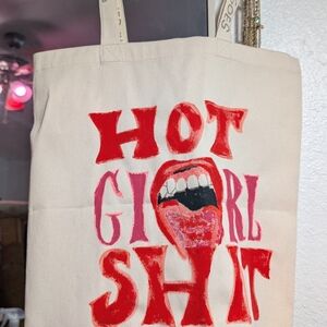 Trendy Graphic Tote Bag - Red and Pink